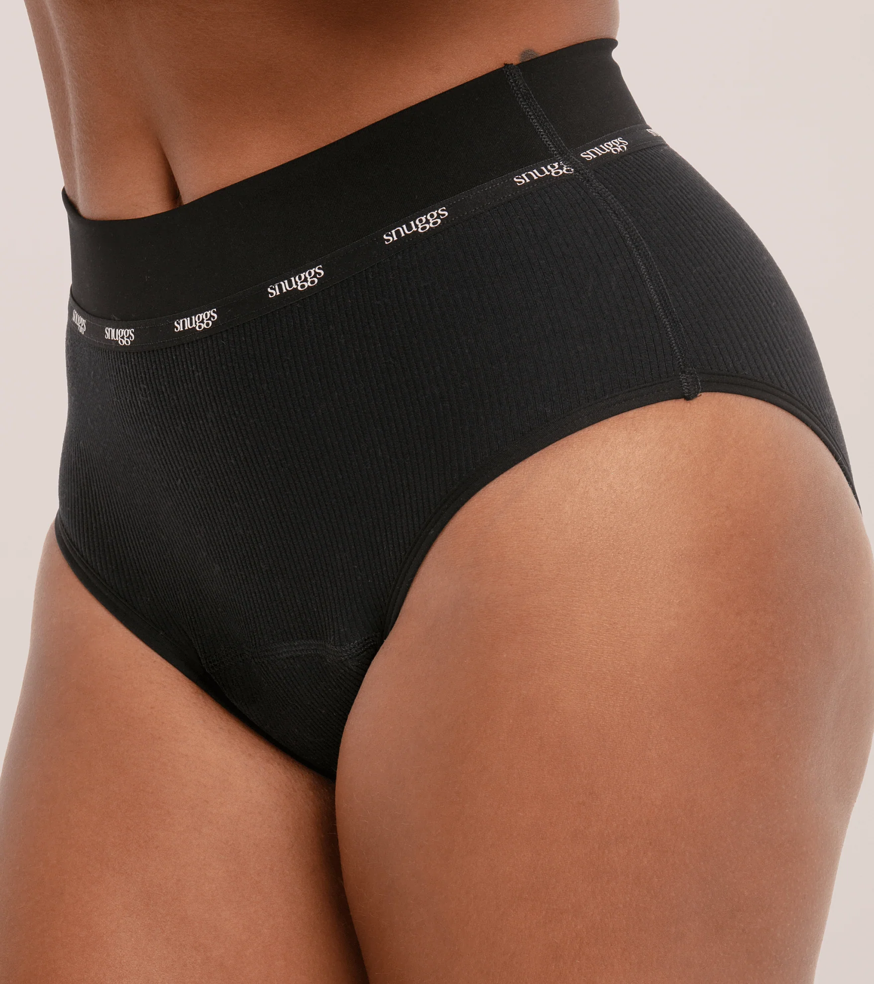Geribbeld Hugger - Zwart - Image 3